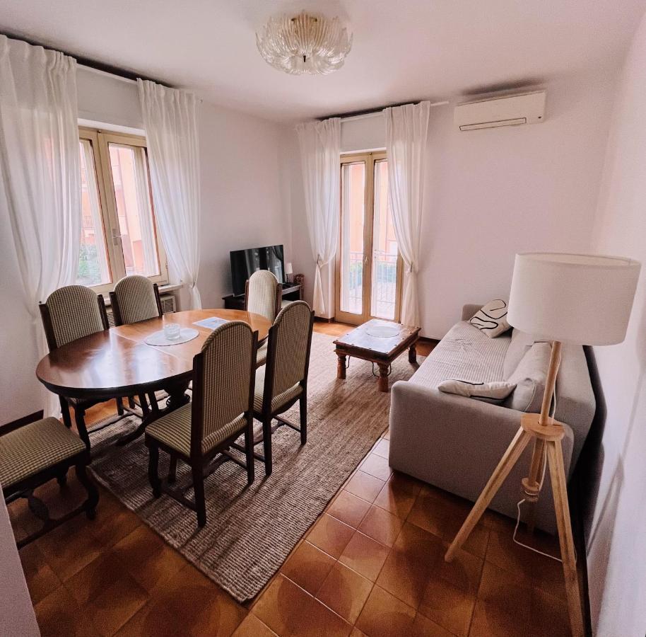 Apartment Al Lago, Torri Del Benaco Eksteriør bilde