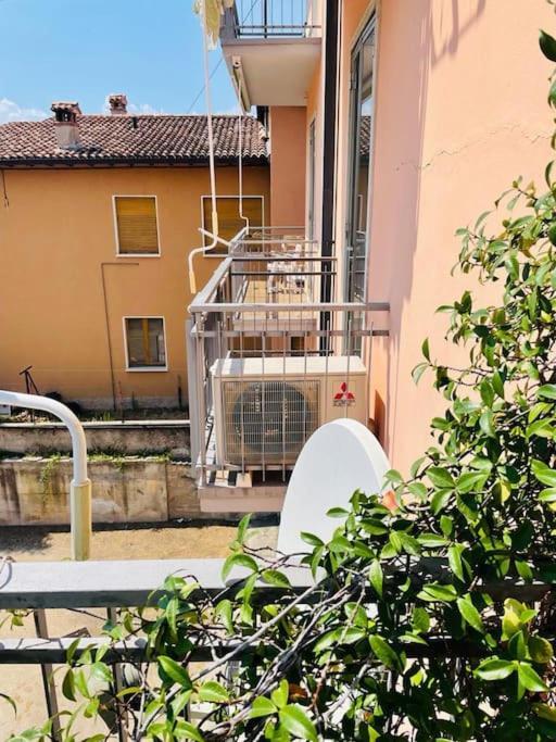 Apartment Al Lago, Torri Del Benaco Eksteriør bilde
